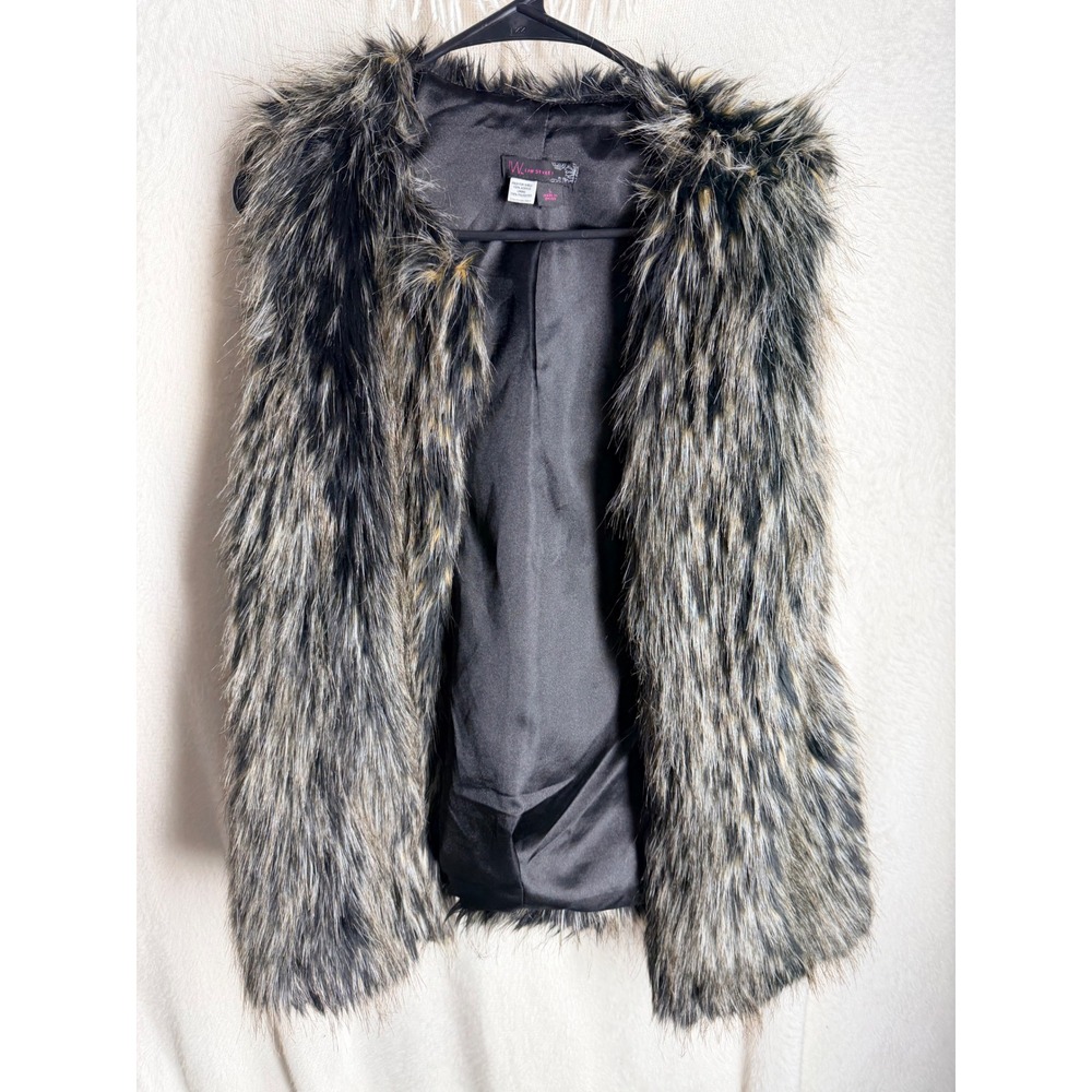 JW Styles Faux Fur Vest Womens Small Black Grey Tan Open Front Shag Waistcoat